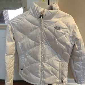 North face white bubble jacket size Large